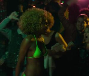 Britney Young nude - Glow s03e08 (2019)