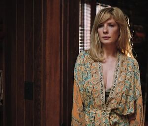 Kelly reilly sexy pics