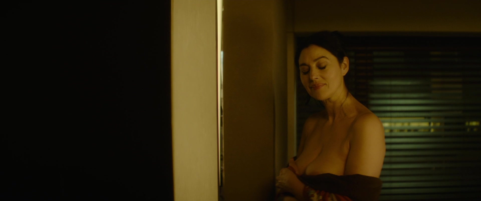 Monica Bellucci nude - Spider in the Web (2019) Video » Best Sexy Scene »  HeroEro Tube