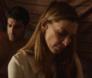 Noemie Schmidt, Gitte Witt, Fleur Geffrier nude - A l'interieur s01e01-02 (2019)