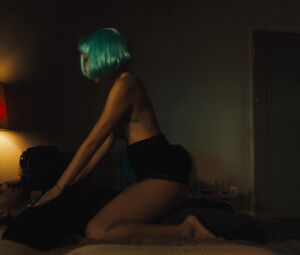 Nola Palmer, Gaite Jansen, Corrin Evans nude - Jett s01e09 (2019)