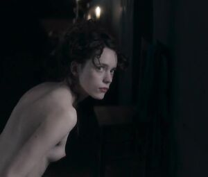 Stacy Martin nude - Dernier amour (2019)