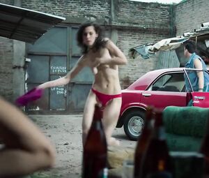 Yesica Glikman, Tamara Ayelen Arias nude - Apache La vida de Carlos Tevez s01e04 (2019)