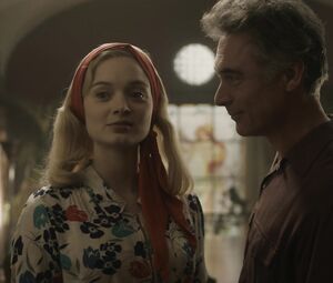 Amara Zaragoza, Bella Heathcote nude – Strange Angel s02e02 (2019)