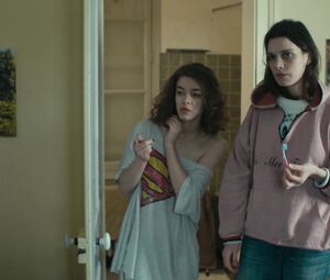 Julie Moulier nude - Nos vies formidables (2019)