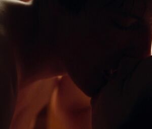 Lisa Vicari nude - Dark s02e01e04-06 (2019)