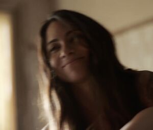 Mishel Prada, Maria-Elena Laas nude  - Vida s02e03 (2019)