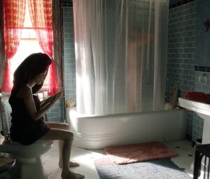 Mishel Prada, Maria-Elena Laas nude - Vida s02e02 (2019)