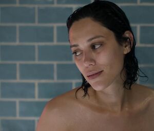 Mishel Prada, Maria-Elena Laas nude - Vida s02e02 (2019)