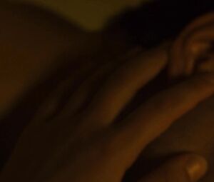 Paula Beer nude - Le chant du loup (2019)