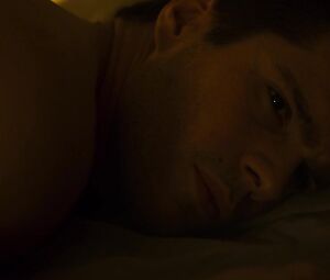 Paula Beer nude - Le chant du loup (2019)