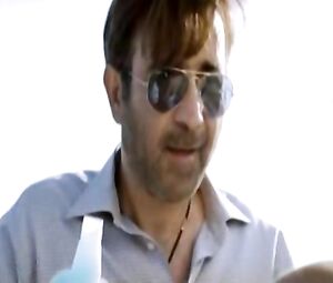 Smaragda Karydi nude - O kalyteros mou filos (2001)