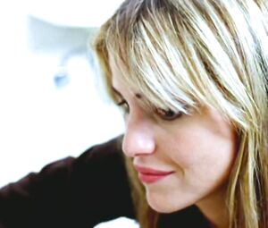 Erin Brown, Julian Wells, Andrea Davis nude - Chantal (2007) Explicit Scenes