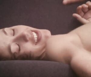 Jerusa Franco nude - Infinitamente Maio (2003)