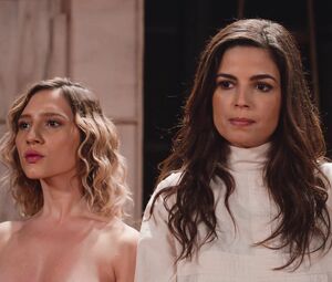 Lorena Comparato nude - Samantha! s02e05 (2019)