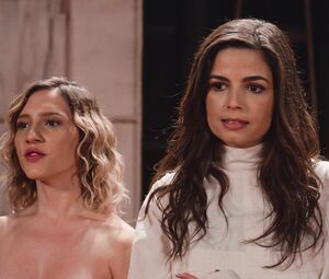 Lorena Comparato nude - Samantha! s02e05 (2019)