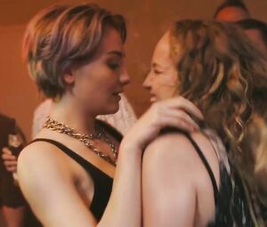 Luise von Finckh, Marie Bloching nude - Kommissarin Lucas s01e28 (2019)