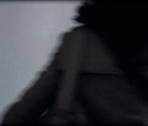 Valerie Donzelli nude - La reine des pommes (2009)