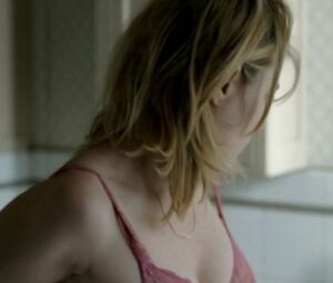 Full Frontal and Sex Scene of the movie "5x2"