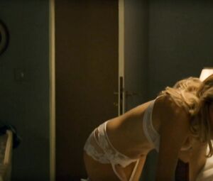 Full Frontal and Sex Scene of the movie "5x2"
