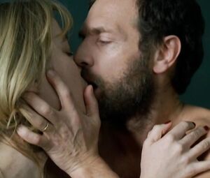 Full Frontal and Sex Scene of the movie "5x2"