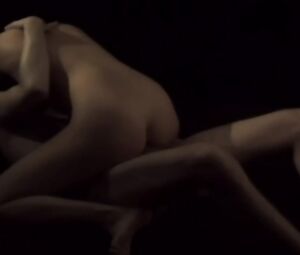 Explicit sex scene "Sexjunkie"