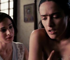 Celebrity Lesbian scene | Naked Salma Hayek | Adult Movie "Frida" | Released in 2012