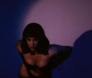 Nude Belinda McClory - Life (1996)