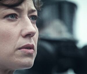 Naked Carrie Coon - The Leftovers S03E08 (2017)