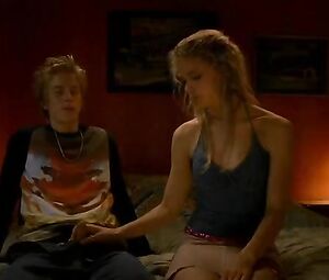 Amanda's Handjob scene - Hip Hip Hora (2004)