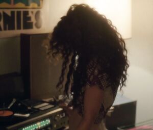 Sex Scene and Lesbian Submission video - I m Dying Up Here s01e04 (2017)