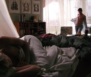 Naked Mircea Monroe - Into the Blue 2 (2009)