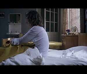 Sexual Russian Celebrity Olga Kurylenko naked - L'Annulaire (2005)