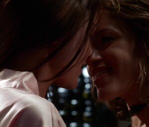 Celebs Nude Scene: Leila Arcieri, Susan Ward - Wild Things 2 (2003)