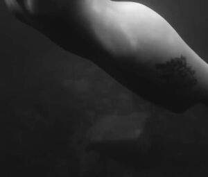 Naked Aglaia Shilovskaya - Ke-Dy (2016)