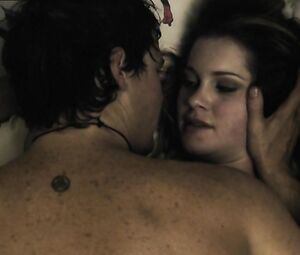 Nude Gillian Alexy, Yael Stone - West (2007)