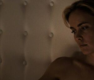 Topless Radha Mitchell - Feast of Love (2007)