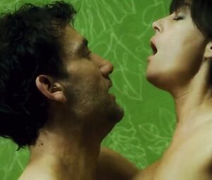 Celebs Sex Scenes | Monica Bellucci - Shoot Em Up (2007)