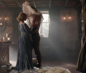 Nude Celebs Rebecca Ferguson - The White Queen s01e01 (2013)