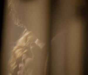 Nude Celebs Rebecca Ferguson - The White Queen s01e01 (2013)