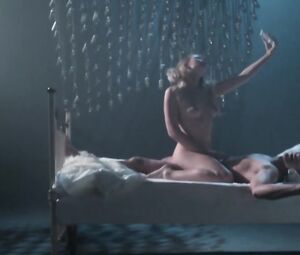 Short Sex Scene Florence Gilles - You Are The Canvas (2015) HD 720p