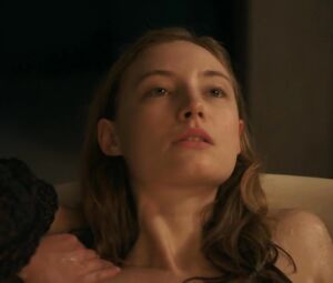 Naked Celebs Julia Roy - A Jamais (2016)