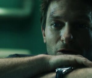 Topless Linda Hardy - Immortel ad vitam (2004)