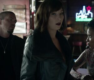 Celebrity Sex Isidora Goreshter, Sasha Alexander - Shameless s06e04 (2016)