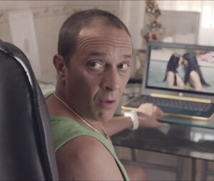 Naked Candela Pena, Claudia Perez Esteban - Kiki, el amor se hace (2016)