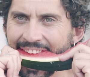 Naked Candela Pena, Claudia Perez Esteban - Kiki, el amor se hace (2016)