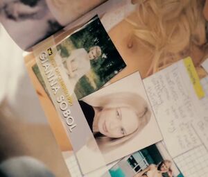 Naked Celbrity - Irina Voronina, Nathalie Walker, Kim Knight, LoriDawn Messuri from the movie "Towelhead" (2007)