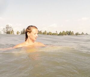 Nude Art - Girl on the Beach