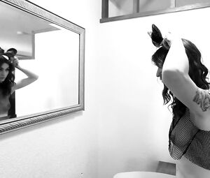 Nude Art - PhotoShoot in Hotel Room