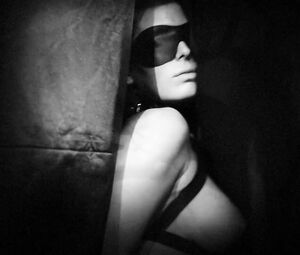 Nude Art Video - Fetish Black
